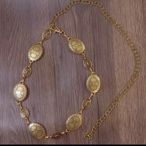 Vintage Elegant Gold Belt - Picture 4 of 5